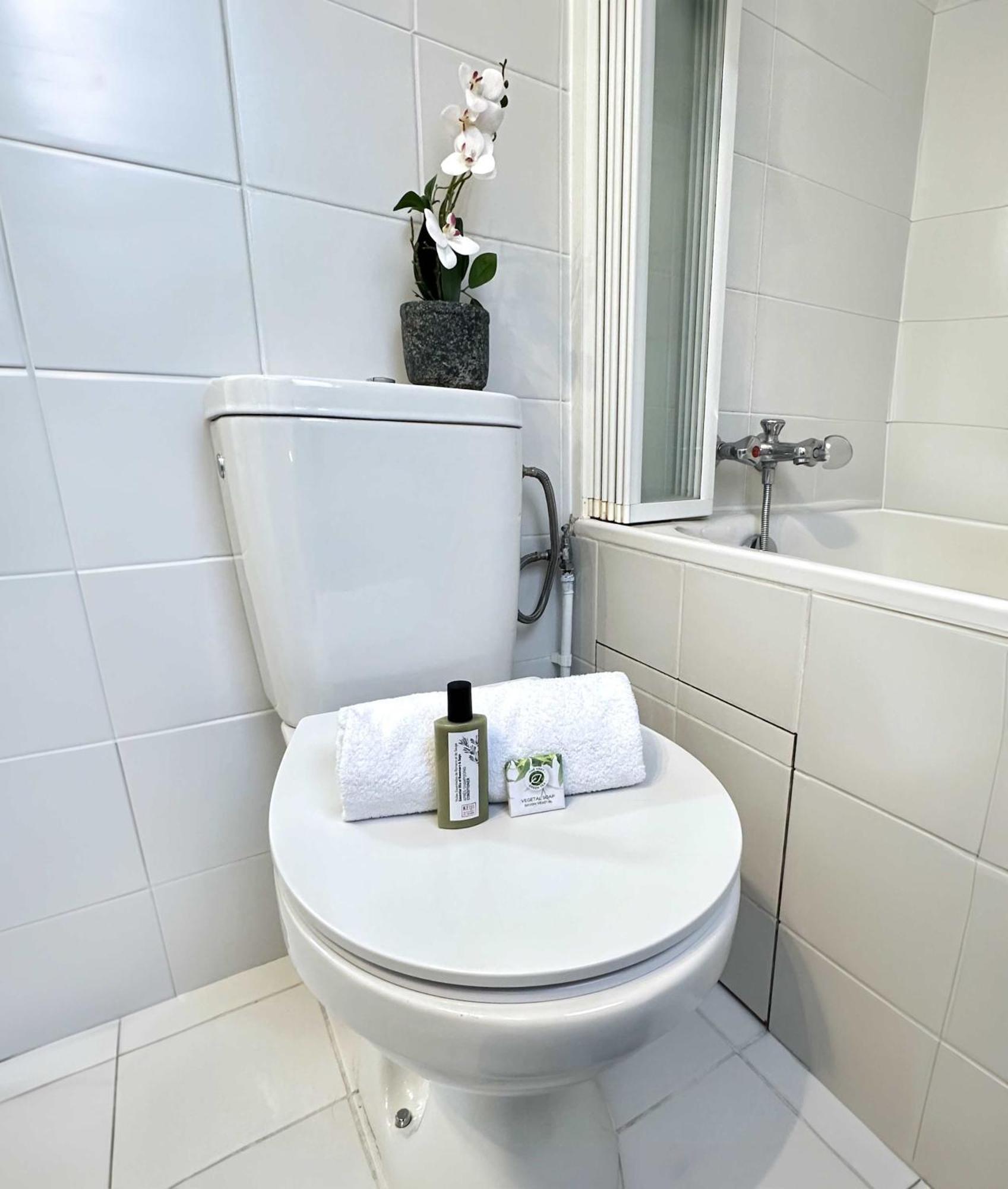 Appartement 1622 - Le marais - Charming flat à Paris Extérieur photo