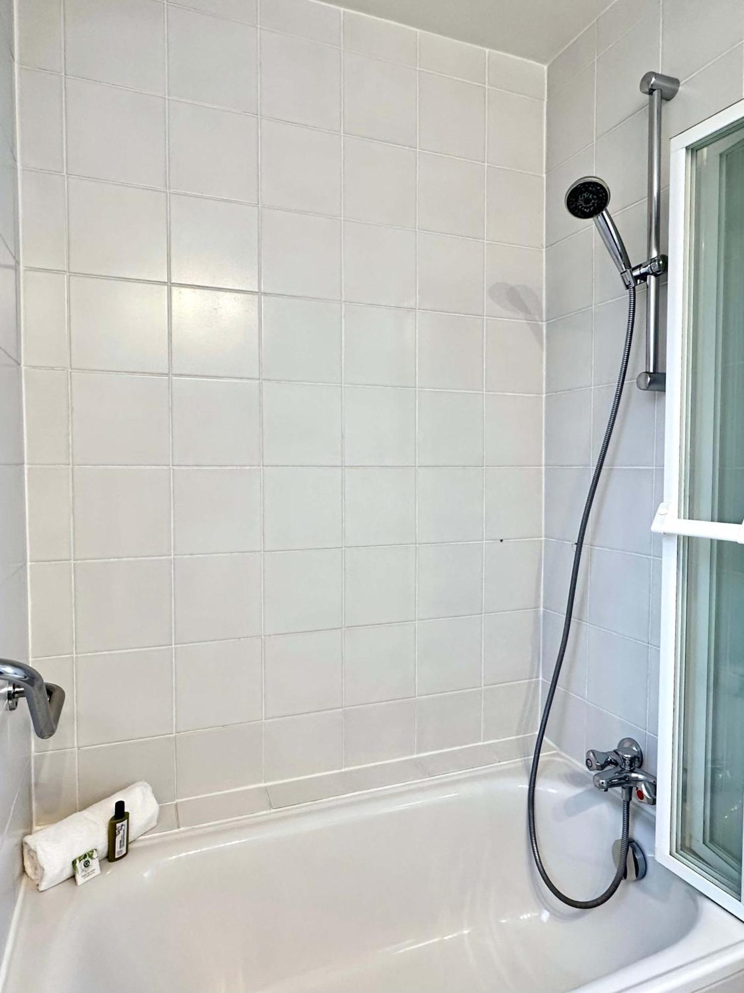 Appartement 1622 - Le marais - Charming flat à Paris Extérieur photo